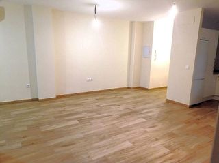 Piso en alquiler en Los Remedios en Sevilla