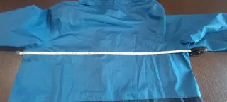 Chubasquero Decathlon niño T.14-15