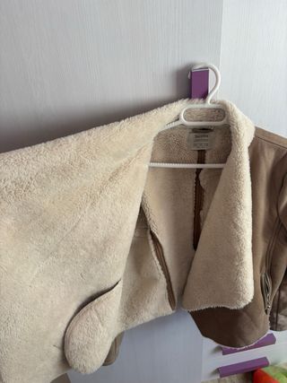 Chaqueta Bershka pelo marrón Talla S