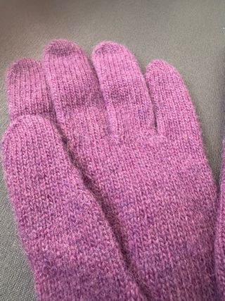 Guantes lana y piel con lunares y lazo