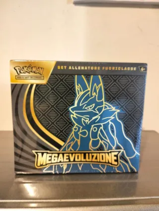 Pokémon Set Allenatore Lucario Megaevoluzione