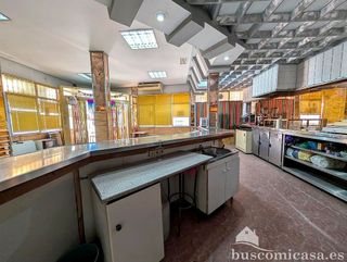 Local comercial en venta en Linares