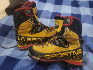 Equipo de montaña Sportiva