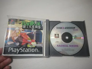 Radikal Bikers PS1