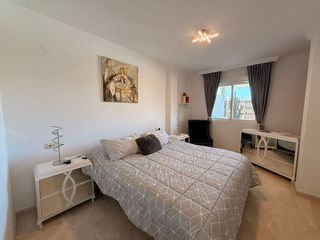 Piso en alquiler en Los Naranjos - Las Brisas en Marbella