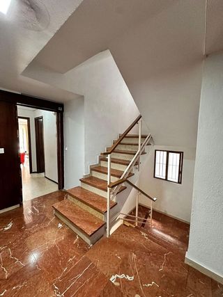 Piso en alquiler en Cruz Roja en Sevilla