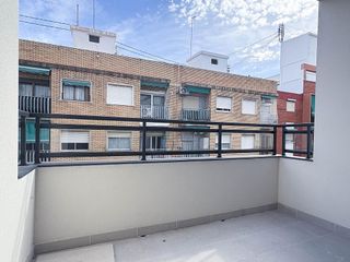 Piso en alquiler en La Raïosa en Valencia