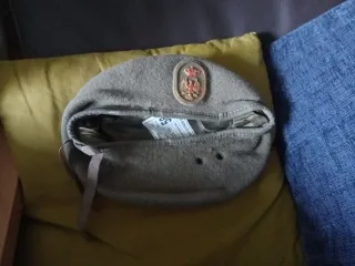 Boina militar talla 58 años 1990