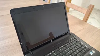 Portátil Compaq 610