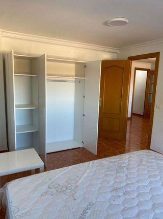 Piso en alquiler en Torrefiel en Valencia