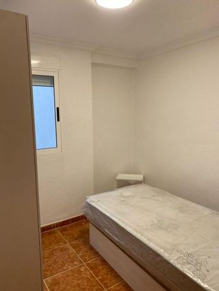 Piso en alquiler en Torrefiel en Valencia