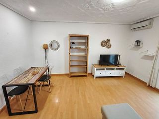 Piso en alquiler en El Cabanyal- El Canyamelar en Valencia