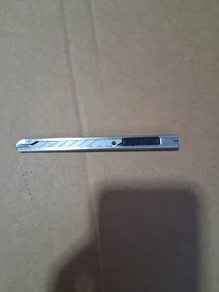 Taglierino di precisione