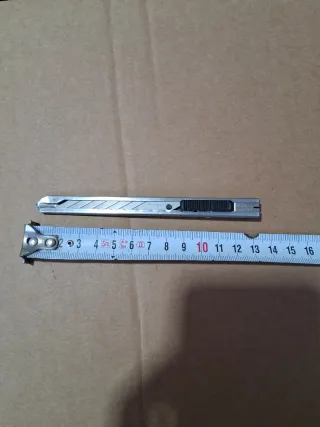 Taglierino di precisione