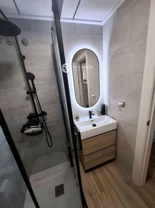 Casa adosada en venta en Yecla