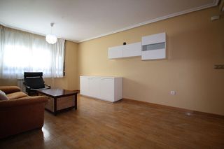 Piso en alquiler en Las Villas - Sta Ana en Valladolid