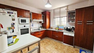 Casa adosada en venta en Benalmádena pueblo en Benalmádena