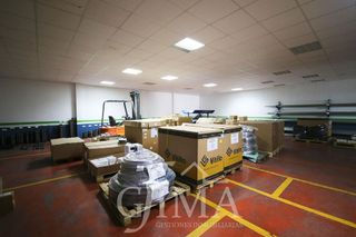 Nave industrial en alquiler en Tomelloso