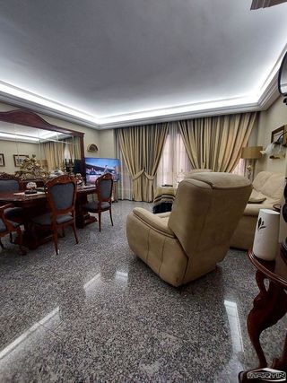 Casa adosada en venta en Lucena