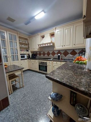 Casa adosada en venta en Lucena