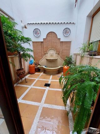 Casa adosada en venta en Lucena
