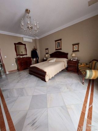 Casa adosada en venta en Lucena