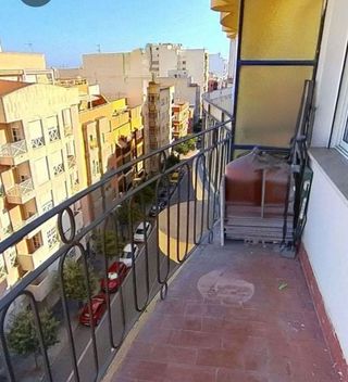 Piso en venta en Plaza de Toros - Santa Rita en Almería