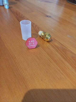 Iniettore caldaia gasolio Danfoss 0.60 60ºS