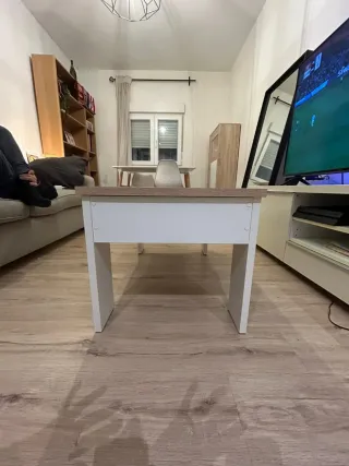 Mesa de salón madera y blanco apertura