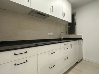 Piso en alquiler en Cuatro Caminos en Madrid