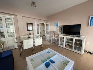 Piso en alquiler en Pedro Salvador - Las Palmeritas en Sevilla