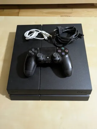 PS4 512GB Nera + 2 giochi