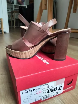 Sandalias tacón Wonders Talla 37