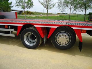 Scania P 310-CAMIONES PORTAMAQUINARIAS