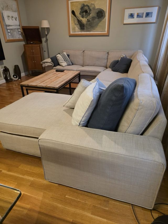 Divano modulare Ikea con chaise longue ad angolo