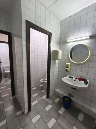 Local comercial en alquiler en Centre en Hospitalet de Llobregat, L´