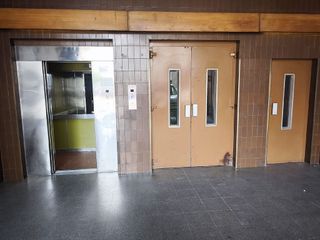 Local comercial en alquiler en Centre en Hospitalet de Llobregat, L´