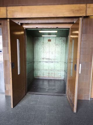 Local comercial en alquiler en Centre en Hospitalet de Llobregat, L´