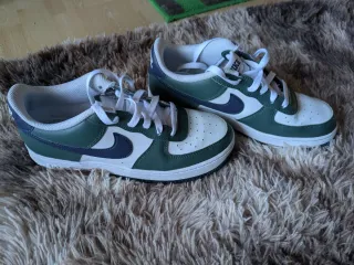 Deportivas Nike Air Force y Adidas como nuevas.