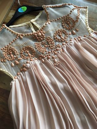 Vestido fiesta beige/rosa talla M