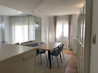 Piso en alquiler en Parque Victoria Eugenia en Málaga