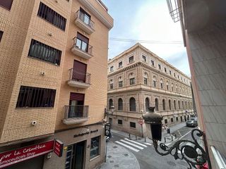 Piso en venta en Centro en Alicante