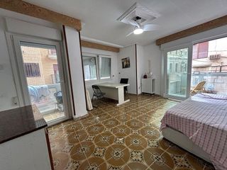 Piso en venta en Centro en Alicante