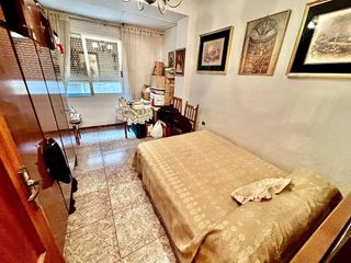 Piso en venta en Centro en Alicante