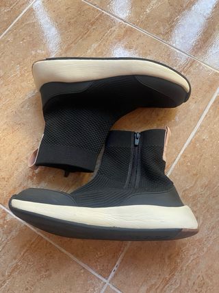 Botín calcetín negro mujer