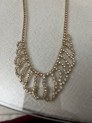 Gargantilla fantasía con pedrería