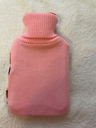 Bolsa de agua caliente con funda de punto