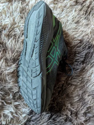 Zapatillas ASICS junior talla 40