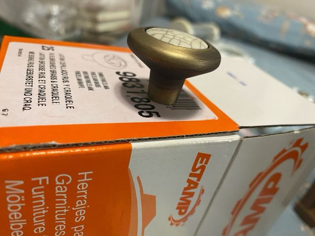 Pomos latón cepillado para armarios