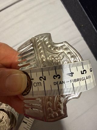 Juego de peinetas en plata para niña